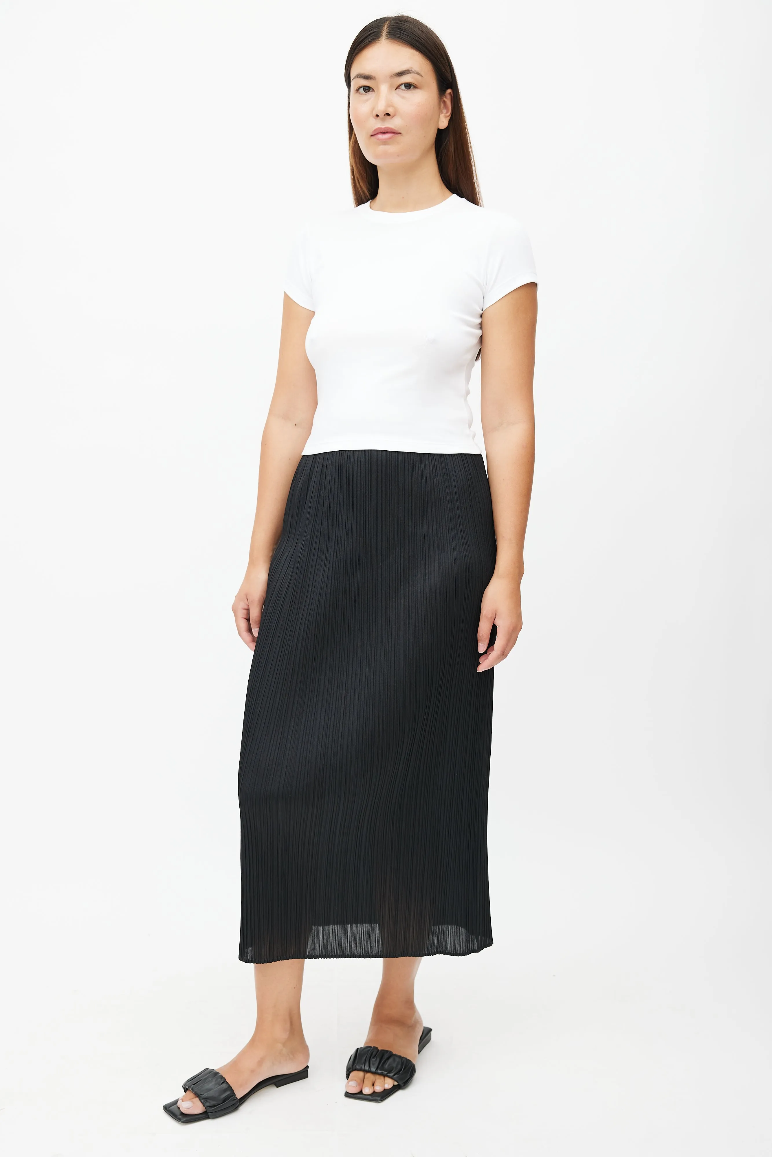 Black Pleated Maxi Skirt