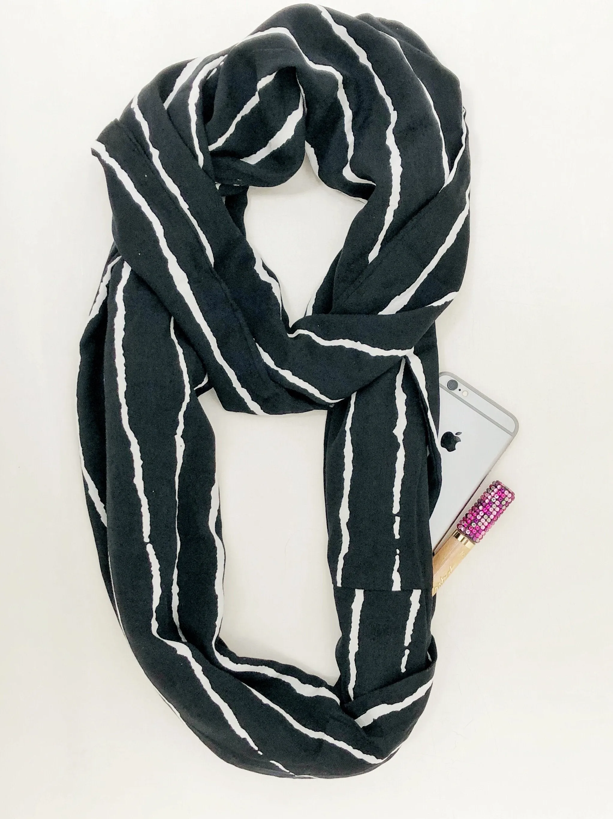 Emma Infinity Scarf With Pocket
