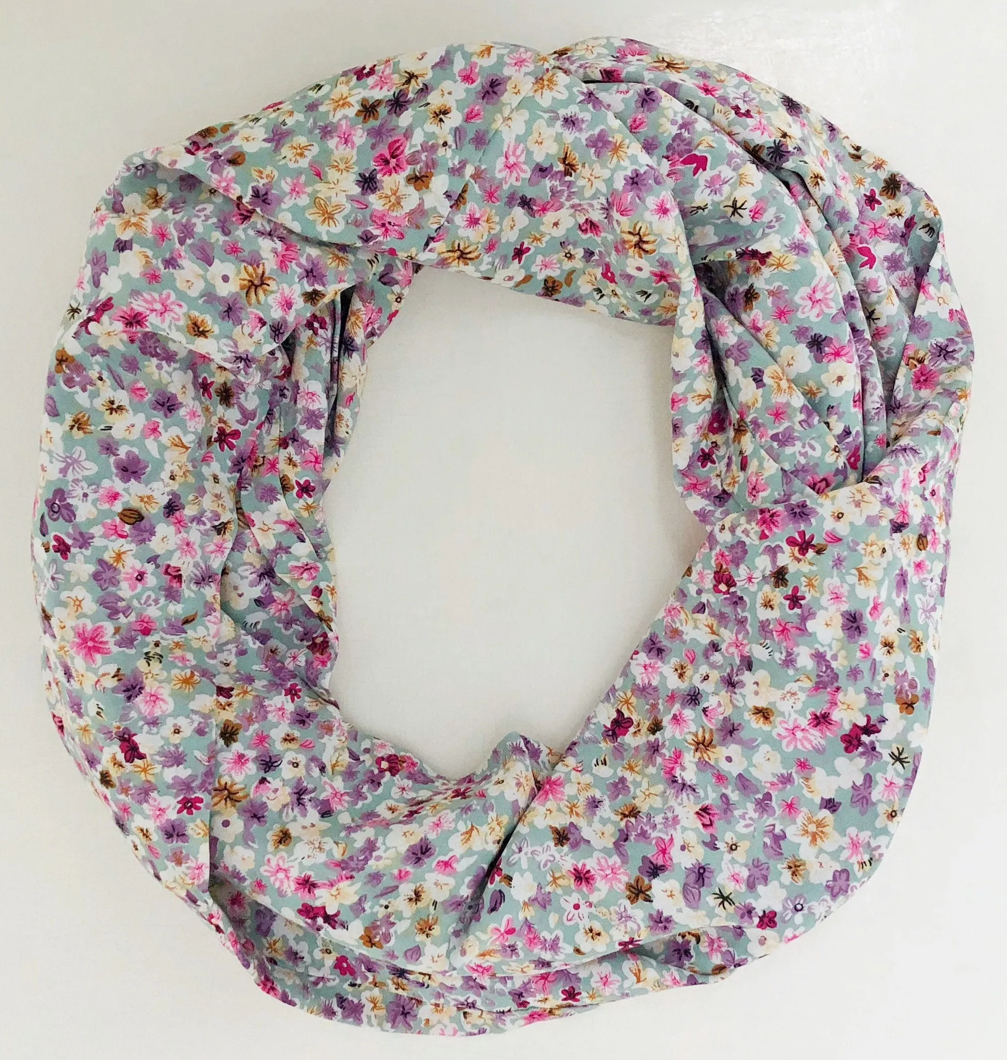 Gwenn Infinity Scarf With Pocket