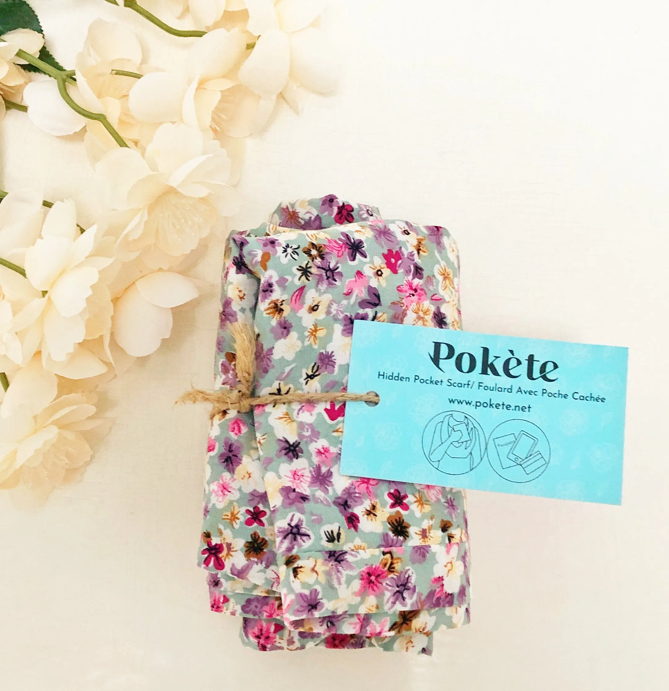 Gwenn Infinity Scarf With Pocket