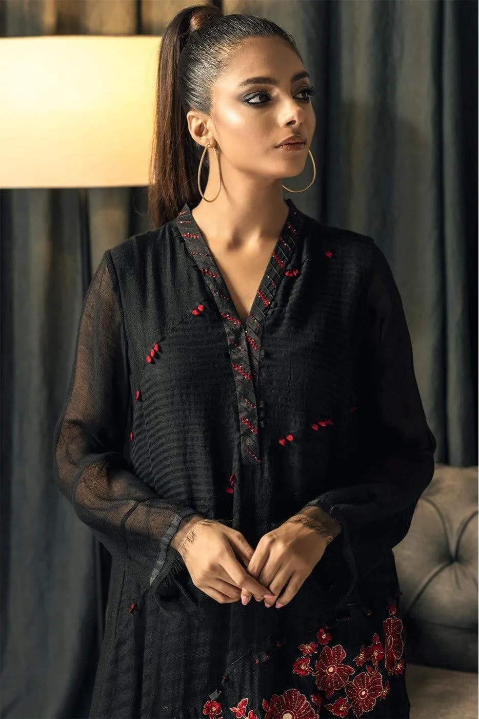 Insia Sohail - Black  Fizza