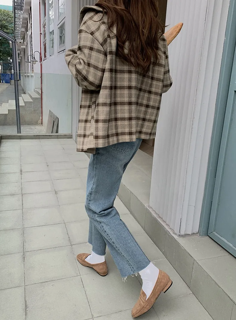 [Korean Style] Chestnut Turn-Down Collar Plaid Short Coat w/ Horn Button