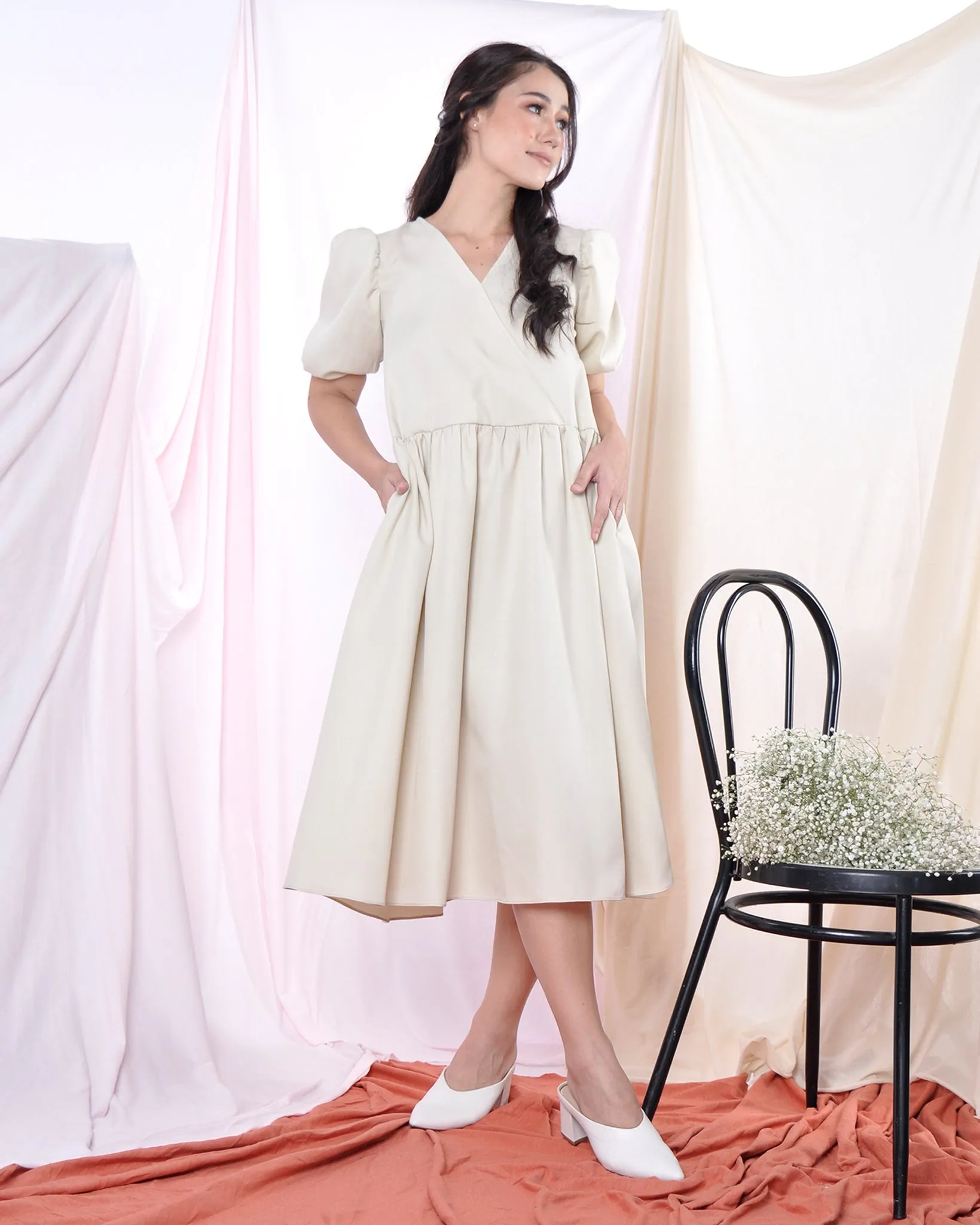 Mama Dress in Light Stone
