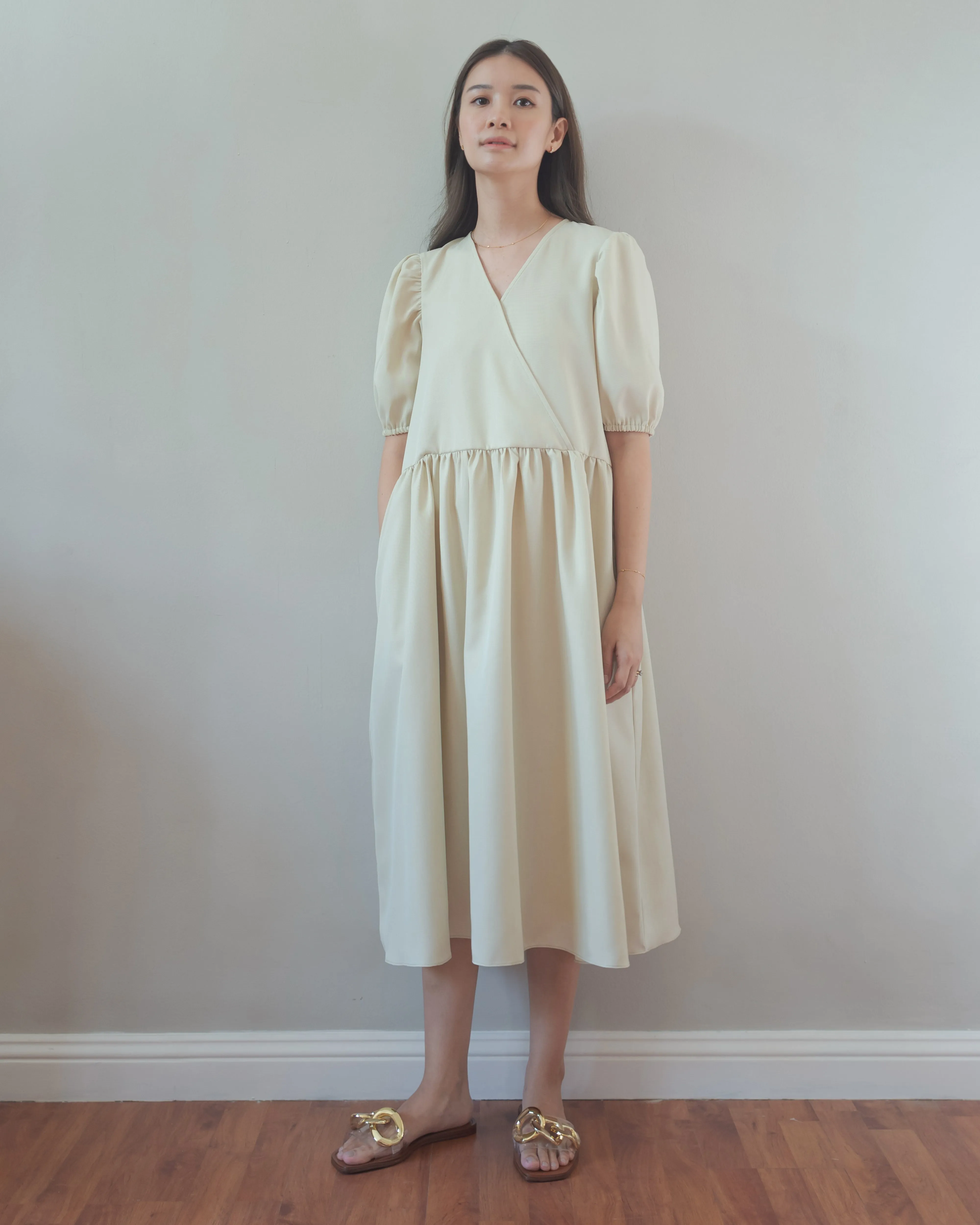 Mama Dress in Light Stone
