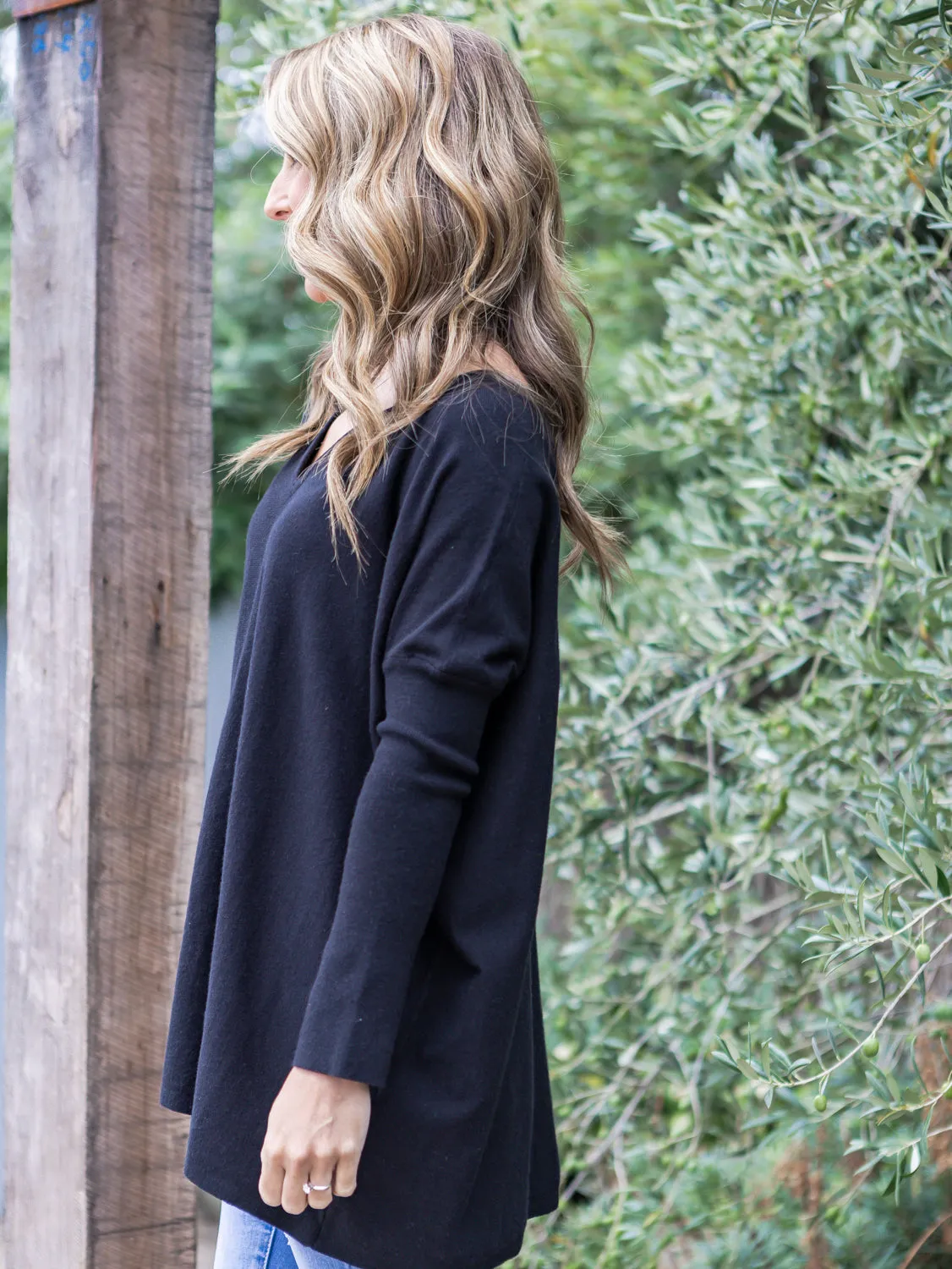 Nadia V Neck Knit - Black